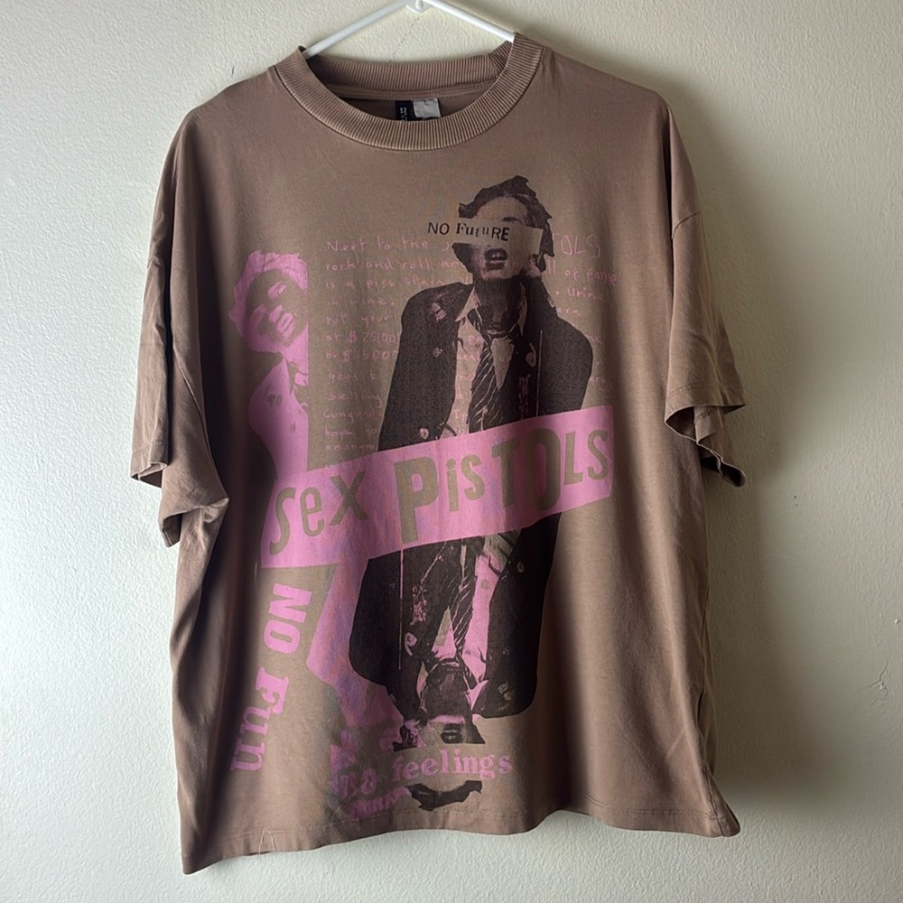 Sex Pistols brown t-shirt No future No fun . 2022 Sz Small